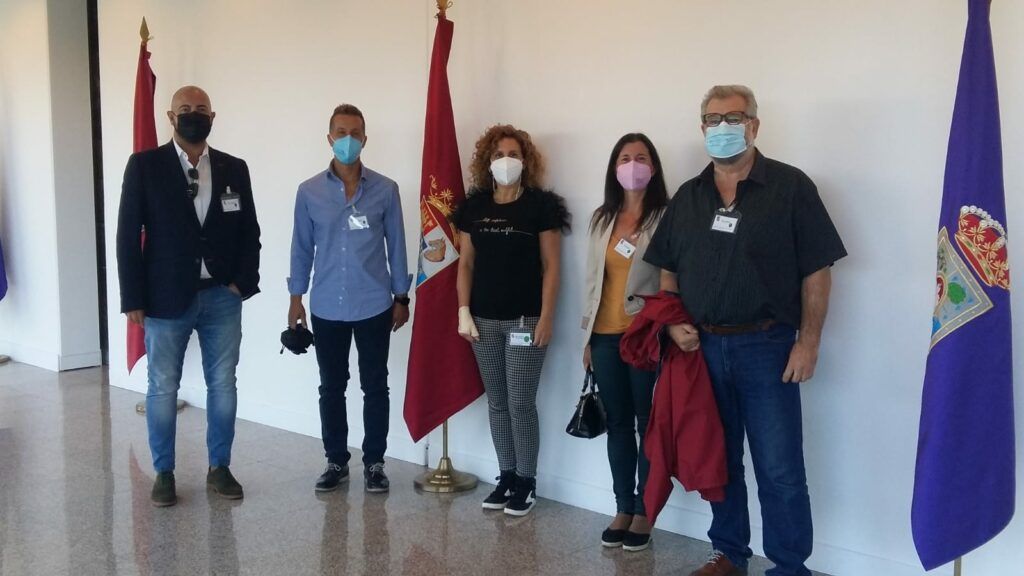 Asociación Aldehuela visita pleno de las Cortes CyL